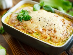 Вегетарианска мусака от тиквички, ориз, картофи, моркови, къри със сос от копър и кисело мляко на фурна (със заливка) - снимка на рецептата Вегетарианска мусака от тиквички, ориз, картофи, моркови, къри със сос от копър и кисело мляко на фурна (със заливка) - снимка на рецептата